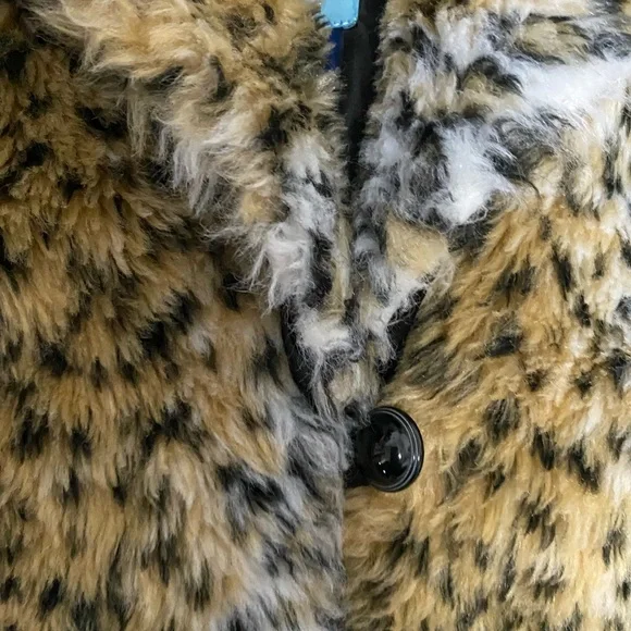 Old Navy Leopard Print Faux Fur Jacket Toddler Girls 5T - Picture 3 of 7